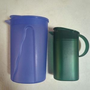 Tupperware 500ml and 1 liter impressions pitchers blue and green